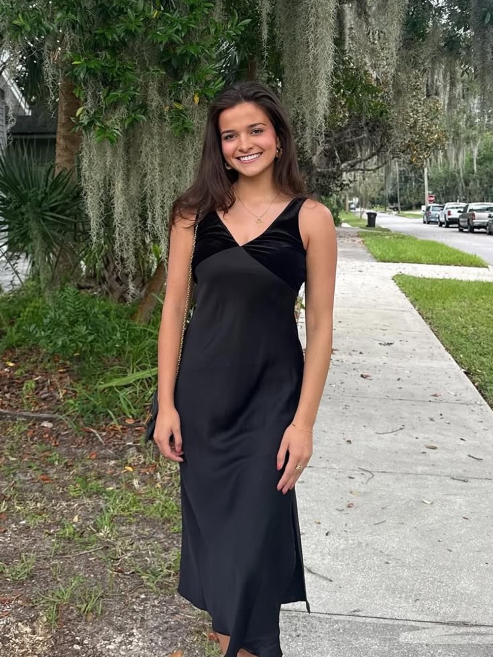 Elegant Black and Black Velvet V-Neck Slip Dress - Sam Edelman - Picture 5 of 6